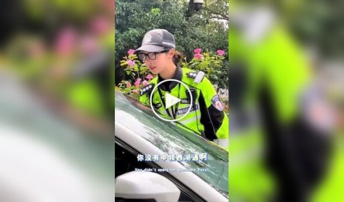 В Китае полиция начала использовать очки с ИИ