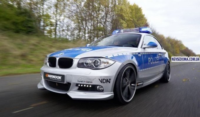 Полицейский BMW 123d от AC Schnitzer (35 фото)