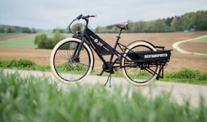 “Beer transporter”: a bicycle for beer lovers was created in Germany (3 photos + video)