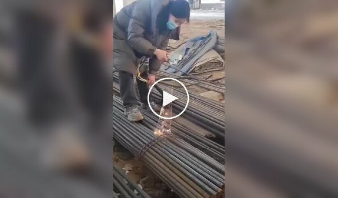 Laser metal cleaning