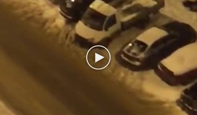 Неадекватный водитель устроил массовое ДТП в городе Раменское