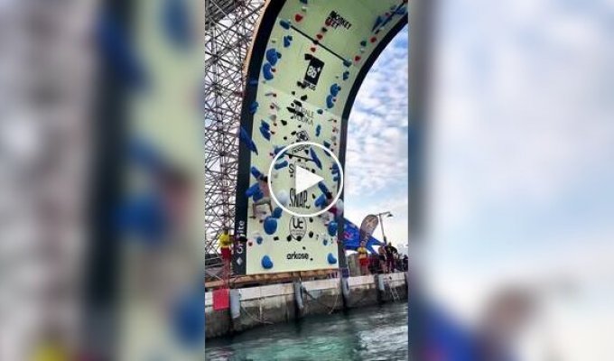 Open series of extreme free rock climbing Psicobloc 2024 in Croatia