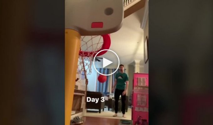 30 дней самоизоляции с детским баскетбольным кольцом