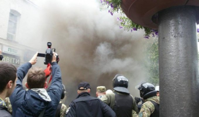 9 мая. Почему те, кто кричат "полиция избила патриотов" - полезные идиоты Москвы