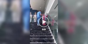 В Японии медсестер обучают эмпатии с помощью костюмов