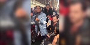 Пассажирка метро взбесила своих обидчиков и прославилась в интернете