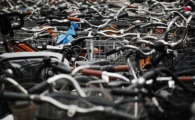 Кладбища для велосипедов (16 Фото)