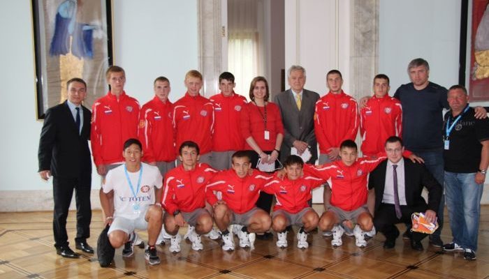 Футболисты красноярского детского дома выиграли чемпионат мира (3 фото)