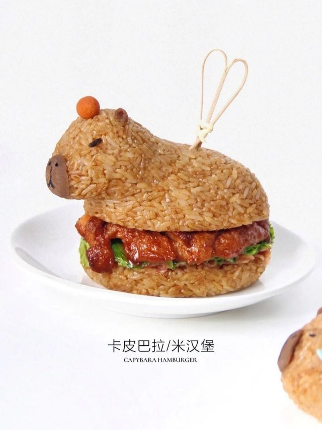 В Китае придумали необычные гамбургеры в виде капибар (4 фото)